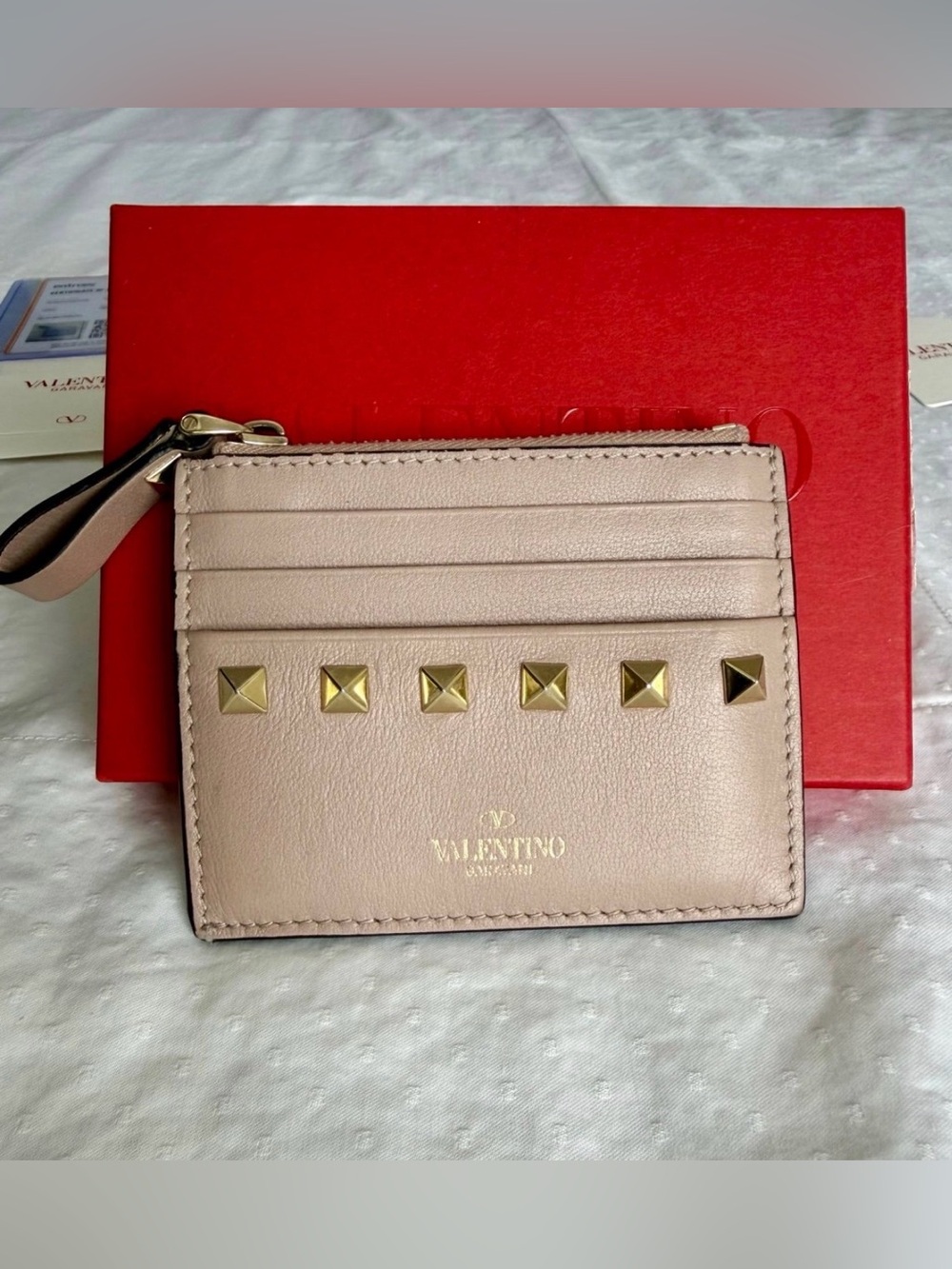 Valentino Garavani Leather Rockstud Zip Coin/Card Case